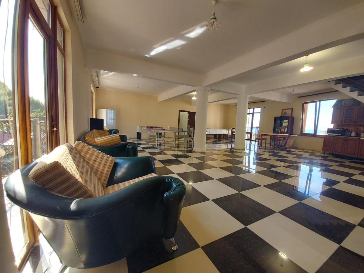 Гостевой Дом София 400 М До Моря Gagra Exteriér fotografie