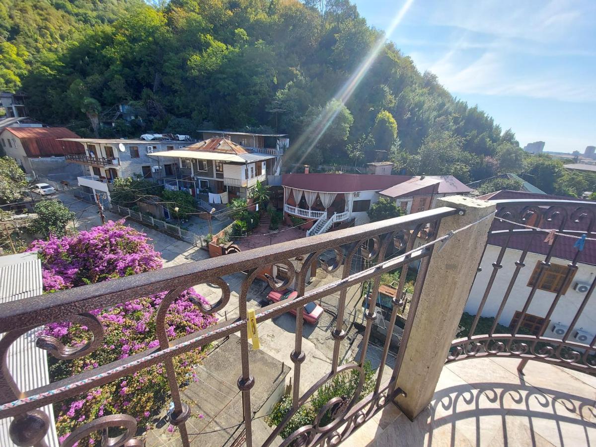 Гостевой Дом София 400 М До Моря Gagra Exteriér fotografie