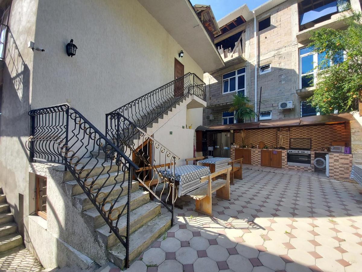 Гостевой Дом София 400 М До Моря Gagra Exteriér fotografie