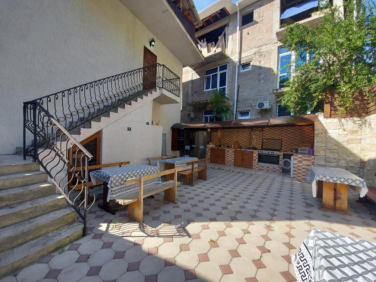 Гостевой Дом София 400 М До Моря Gagra Exteriér fotografie