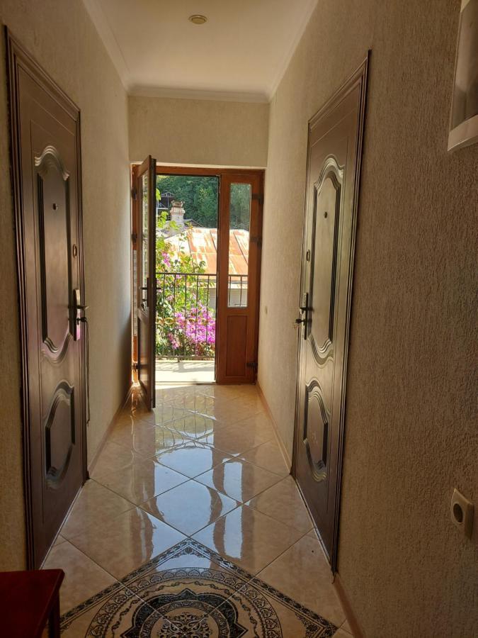 Гостевой Дом София 400 М До Моря Gagra Exteriér fotografie