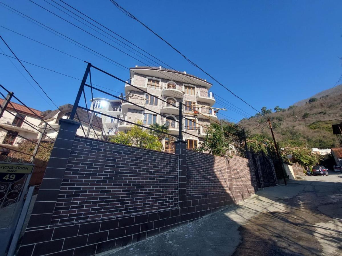 Гостевой Дом София 400 М До Моря Gagra Exteriér fotografie