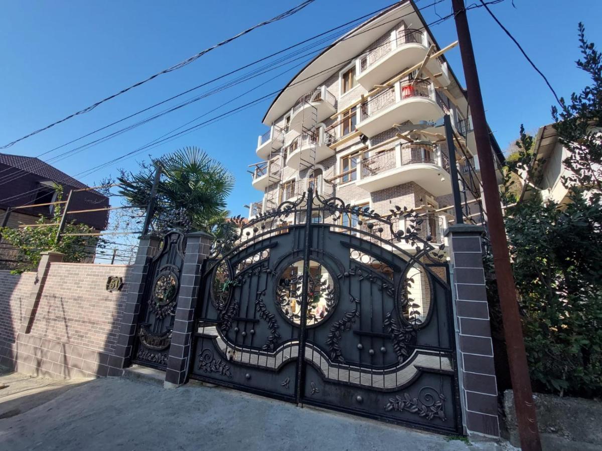 Гостевой Дом София 400 М До Моря Gagra Exteriér fotografie