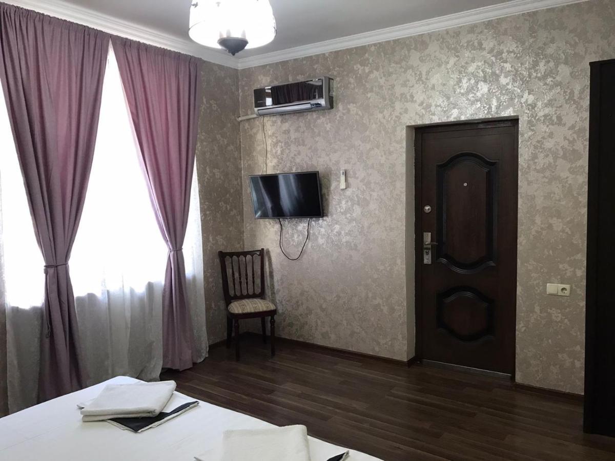 Гостевой Дом София 400 М До Моря Gagra Exteriér fotografie