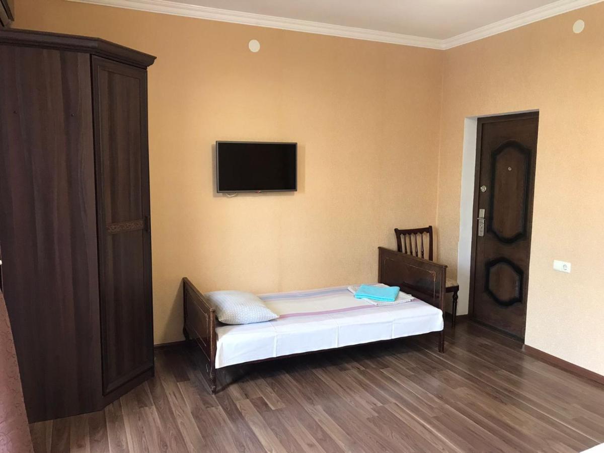 Гостевой Дом София 400 М До Моря Gagra Exteriér fotografie
