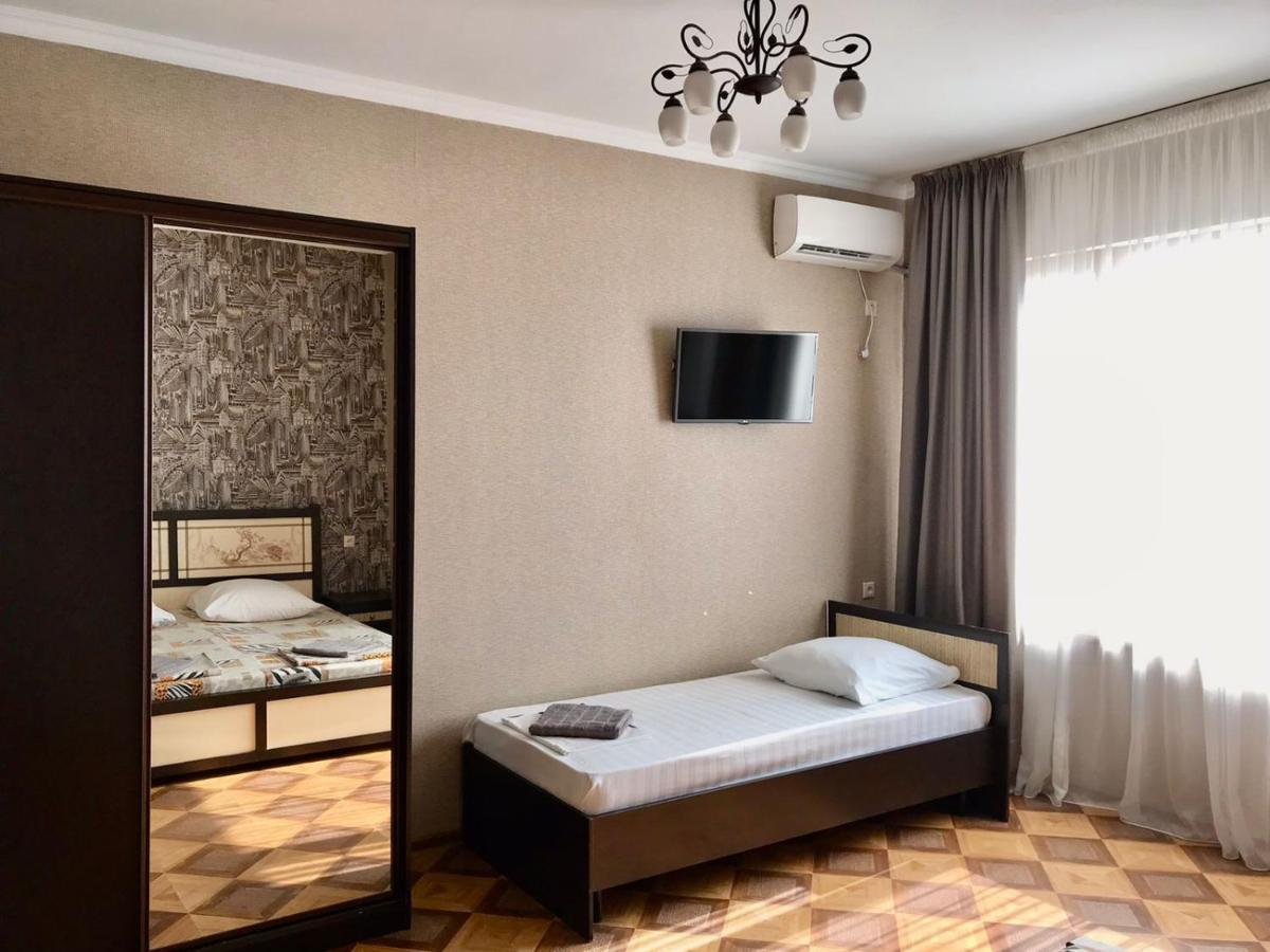 Гостевой Дом София 400 М До Моря Gagra Exteriér fotografie