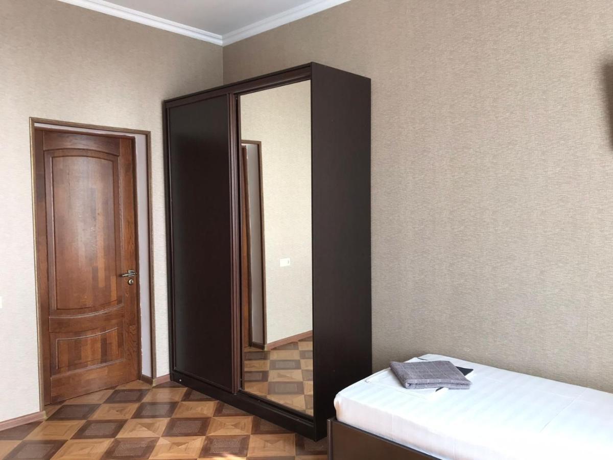 Гостевой Дом София 400 М До Моря Gagra Exteriér fotografie